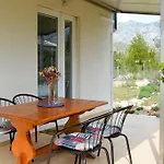 Apartman Zara *