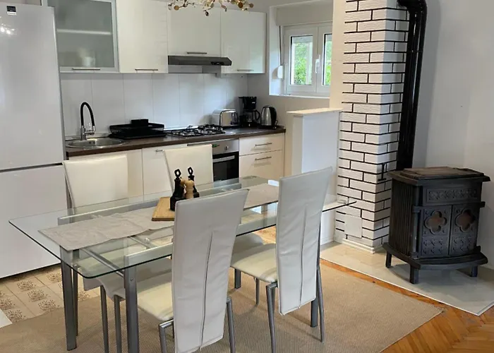 Zara Apartman *